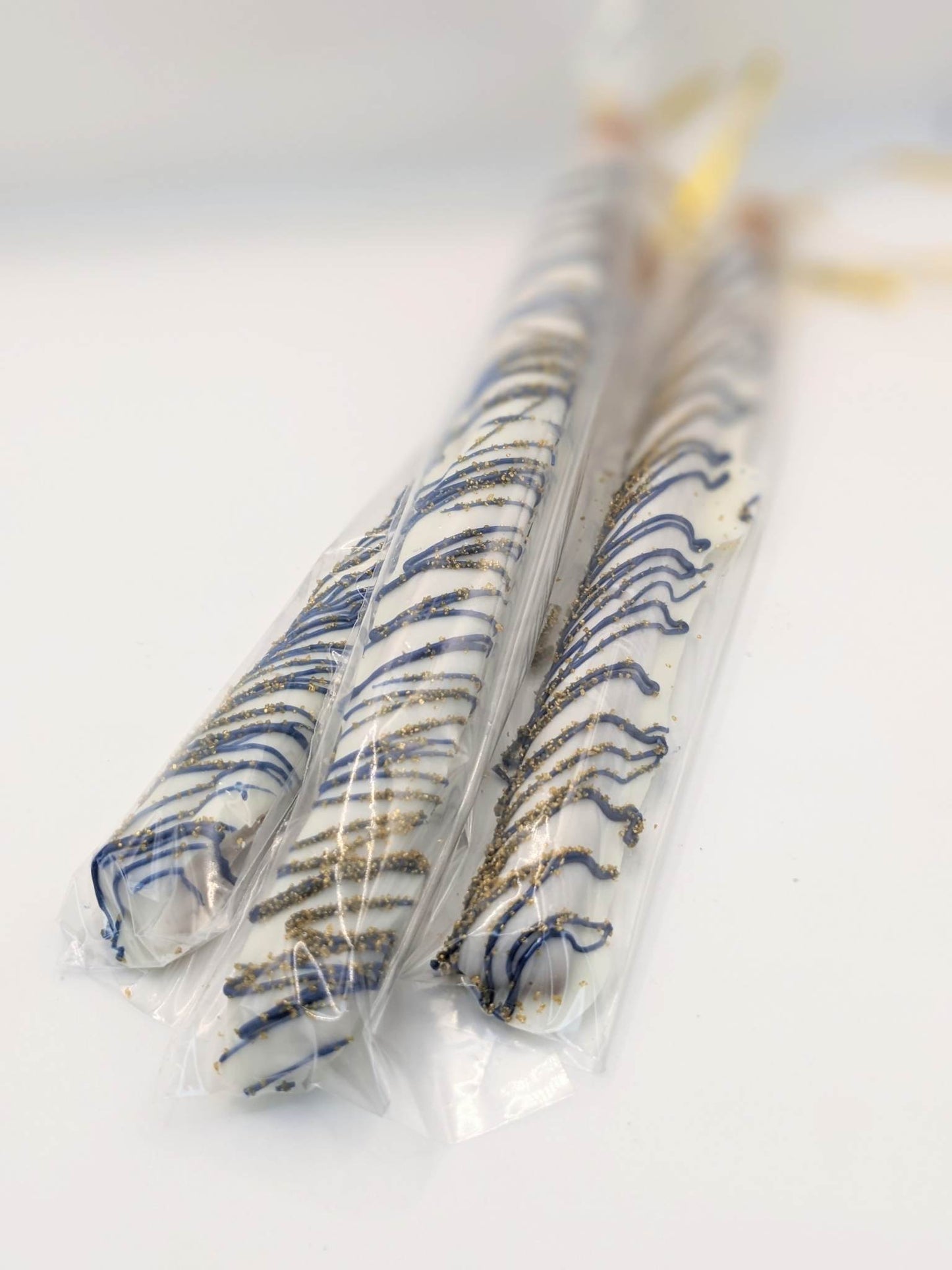 Flash Sale – JJ'S DIPPED JUMBO PRETZELS