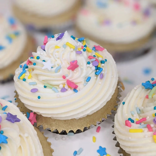 Vanilla Cupcakes, buttercream frosting (Dozen)